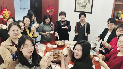 共享歡樂 | 百裕集團(tuán)營(yíng)銷中心喜樂鬧元宵、暖心慶生日